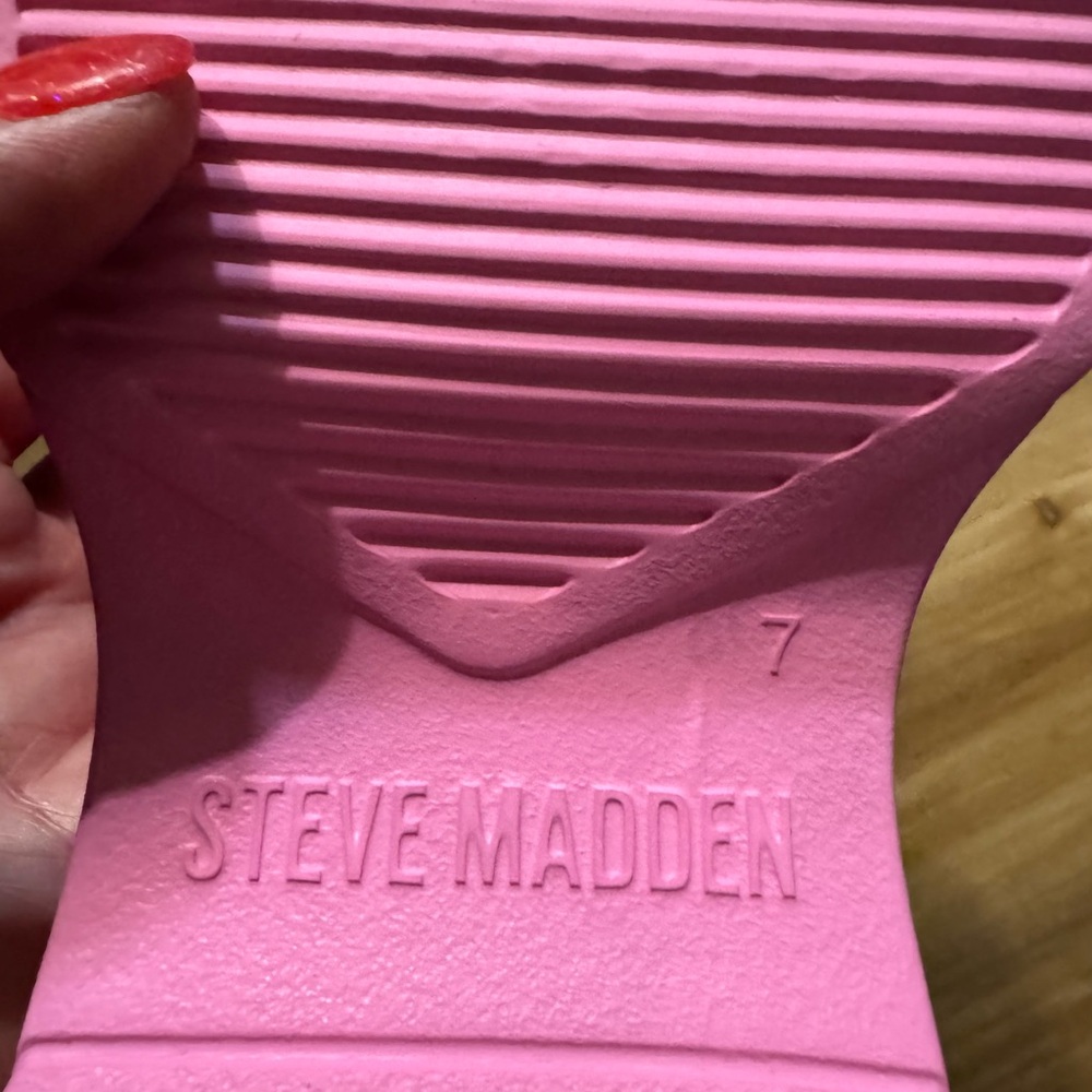 Steve Madden Bright Pink Platform Mules - Picture 5 of 11